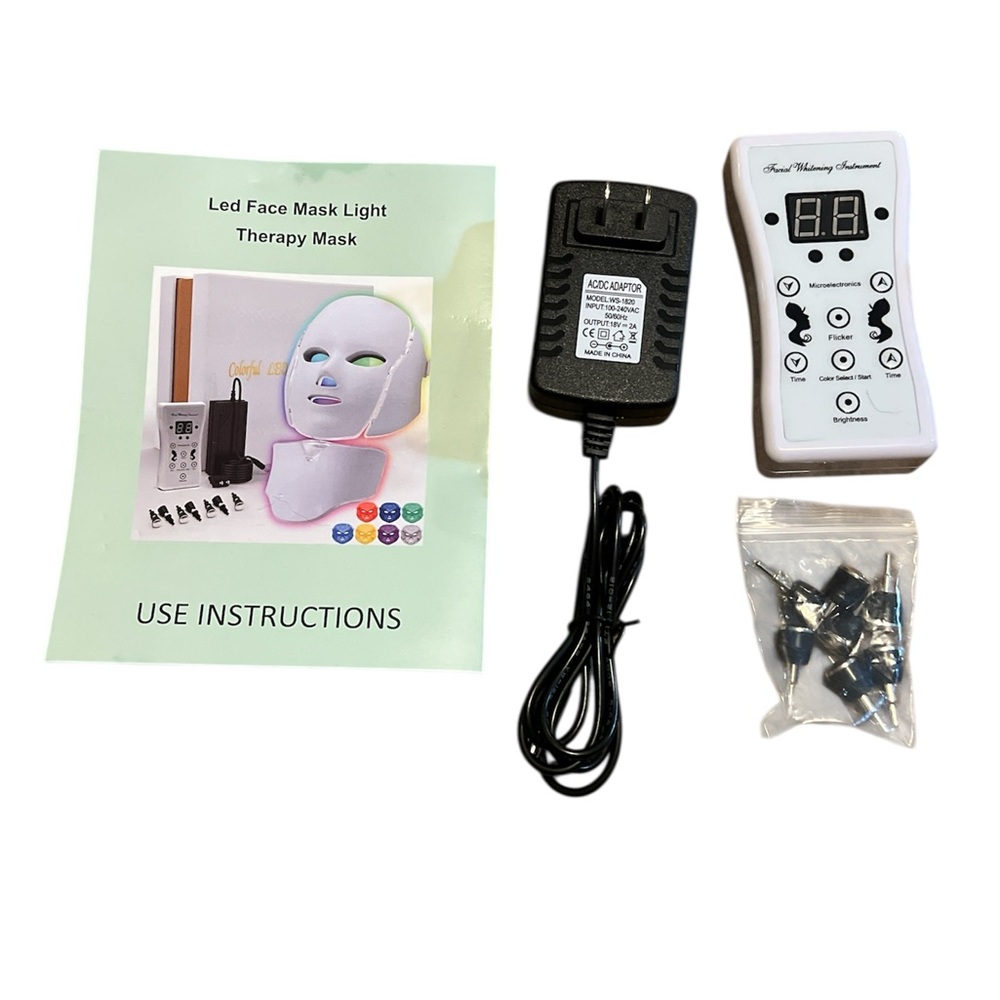 LED Facial Mask with Remote - Picture 3 of 5